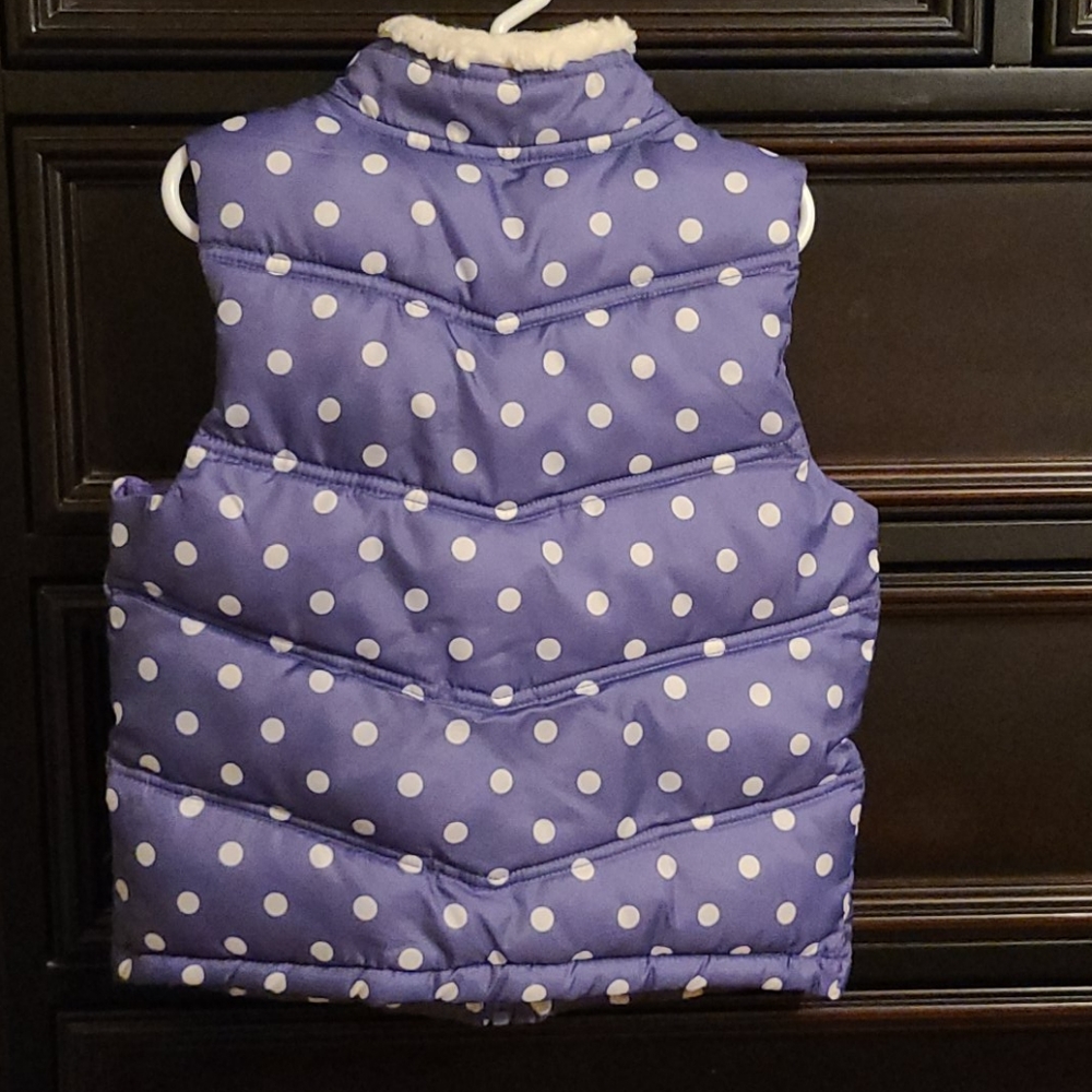 * Gently Used Gymboree Winter Vest Size S (5-6) - Picture 2 of 6